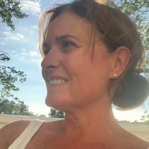 Meet your Posher, Catherine